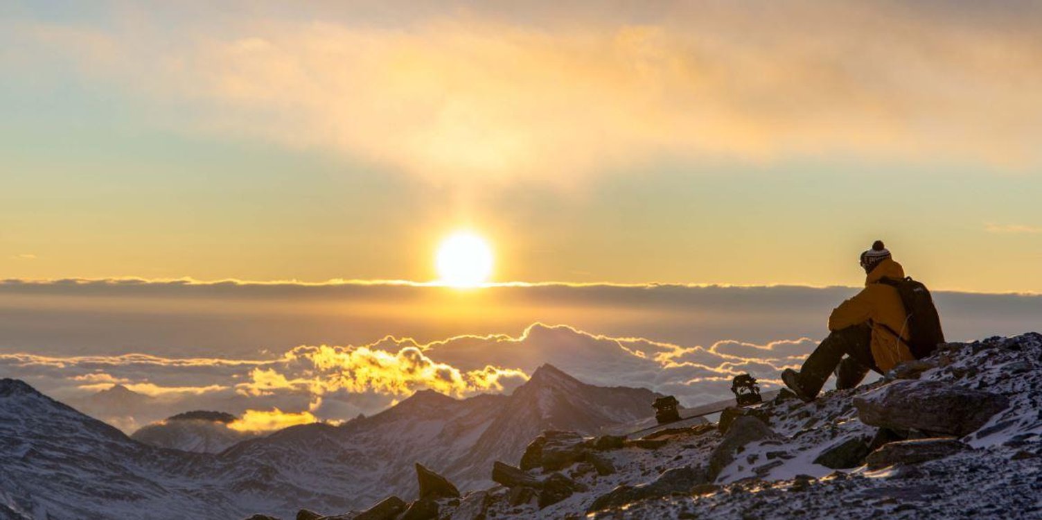 Sonnenaufgangsfahrten zum Mittelallalin