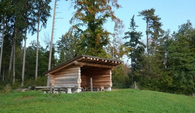 Blockhütte im Hessenhügel
